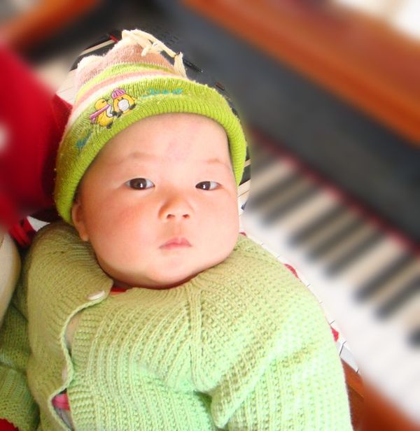 20100328听弹钢琴