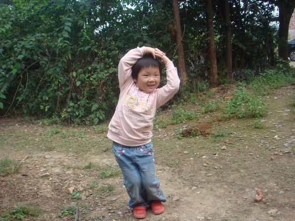 20131005儿歌-《我是一只大茶壶》《小鸡出壳啦》