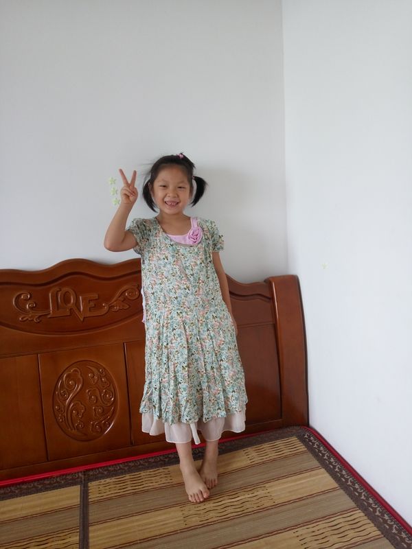 20160817穿妈妈的衣服一