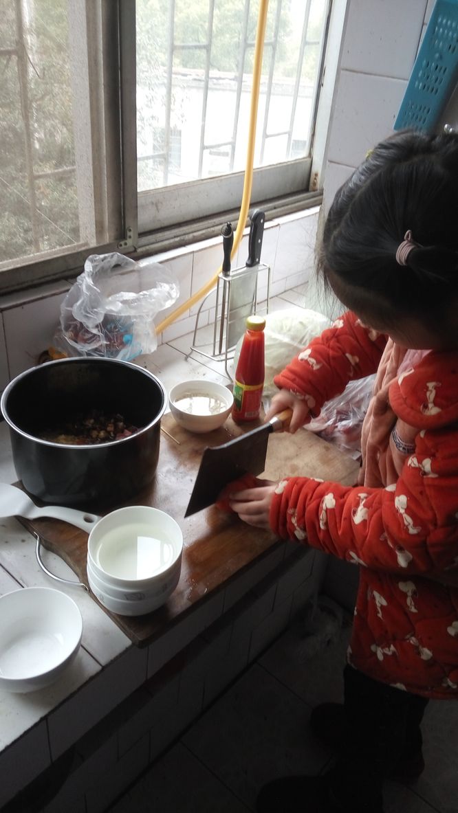 20180311昕、爸做西红柿饭