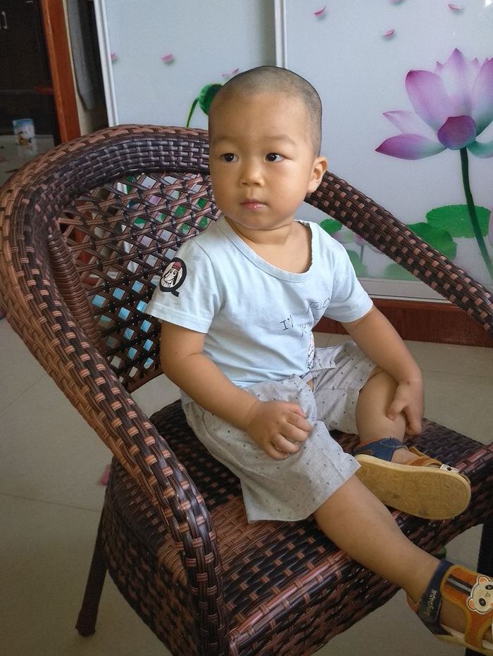 20180822奇奇的小光头