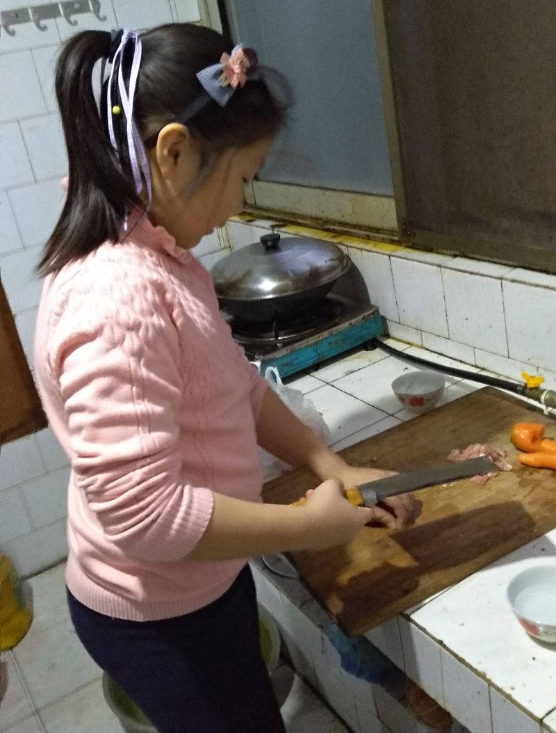 20181222昕昕包饺子