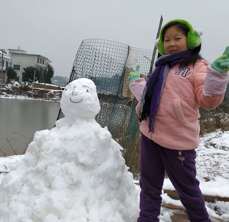 20190101昕昕堆雪人
