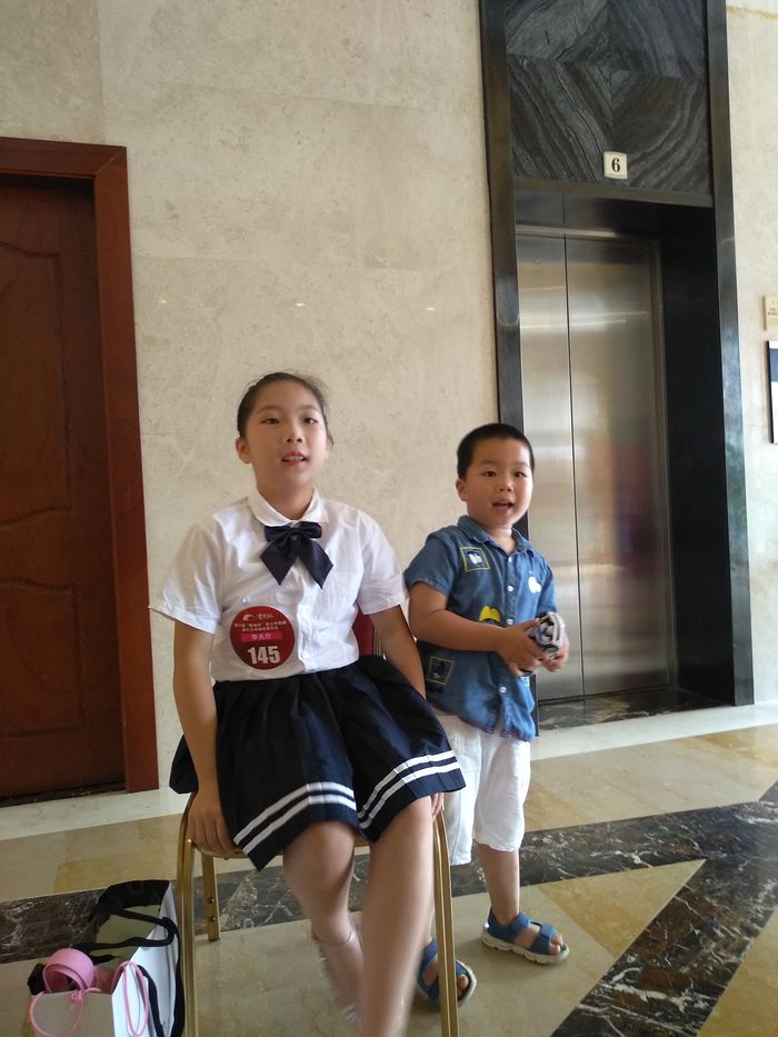 20200718昕昕朗诵表演